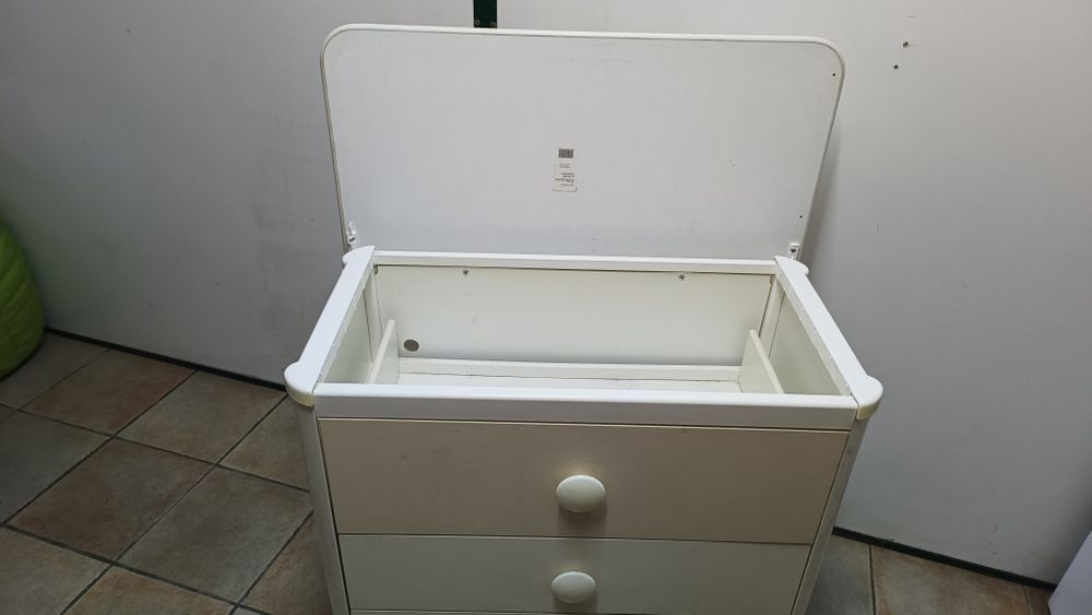 Comoda banheira/ troca fraldas
