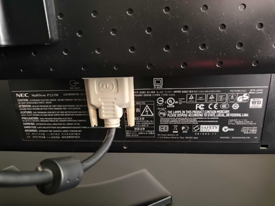 Monitor Panoramiczny (pion,poziom) NEC P221W-BK