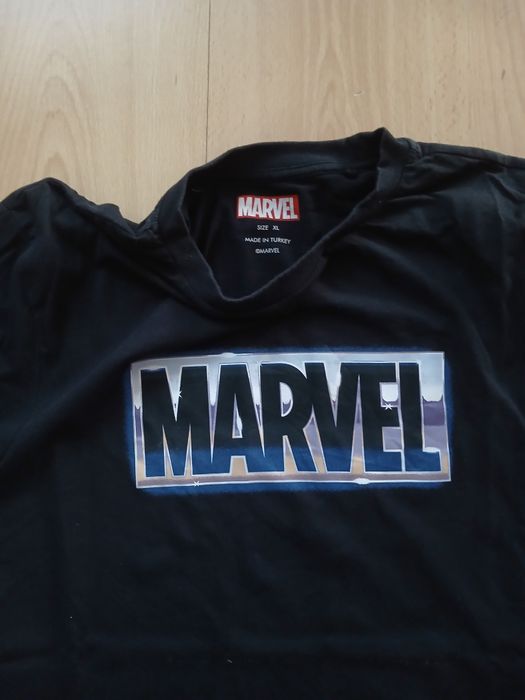 T shirt Marvel como nova