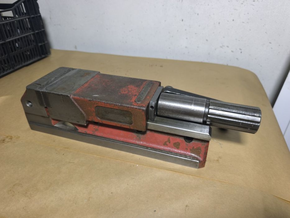 Лещата фрезерні , тиски станочні ALLMATIC HD 120