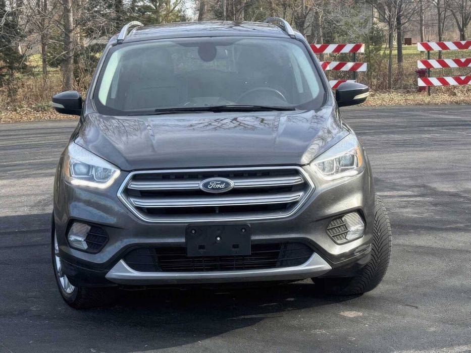 Ford Escape Titanium      2017