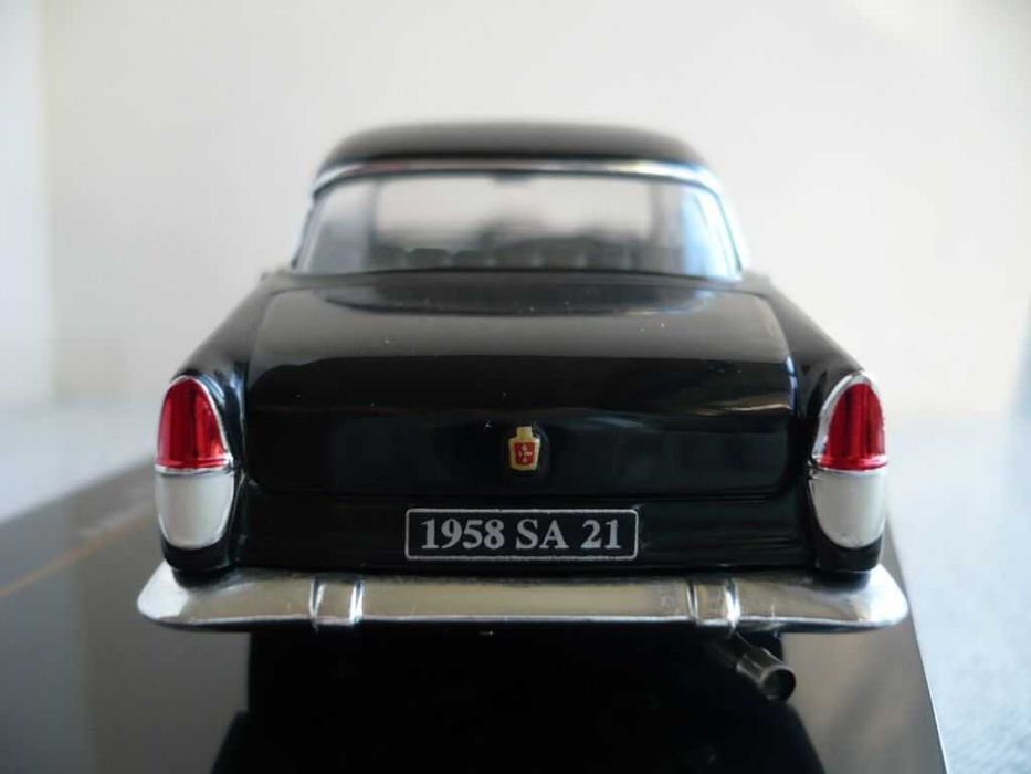 Simca Ariane 8 1:43 IXO Models