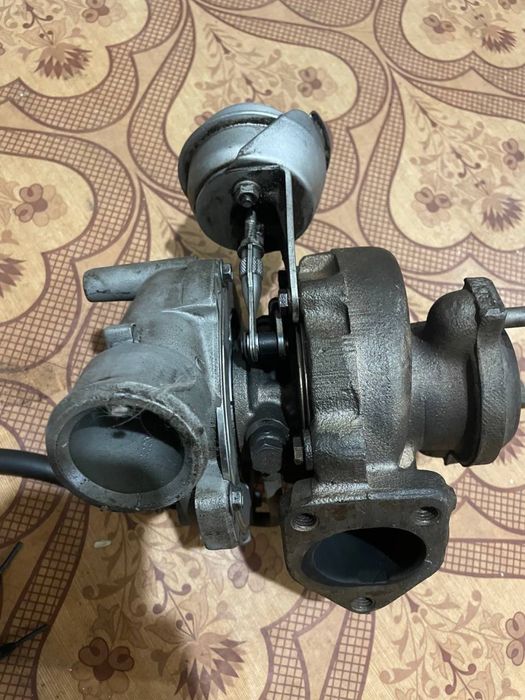 Продаю срочно турбину