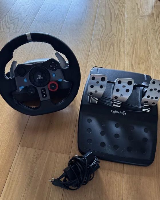 Volante G29 per feito