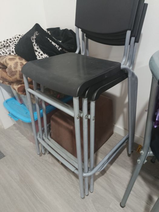 Três Cadeiras altas ikea