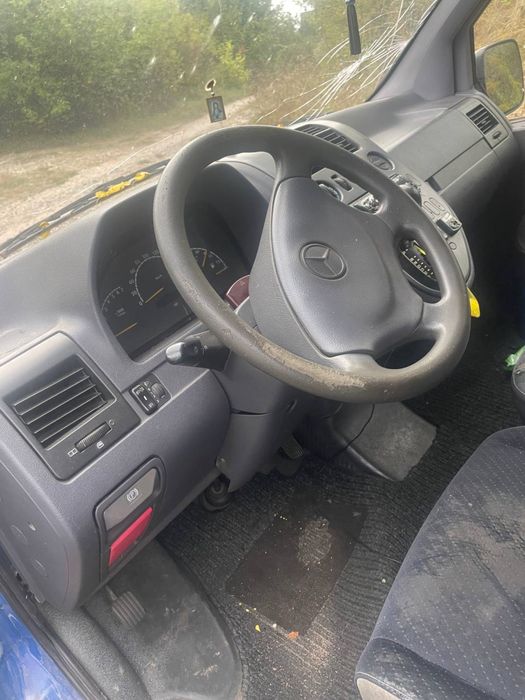 Mercedes benz vito