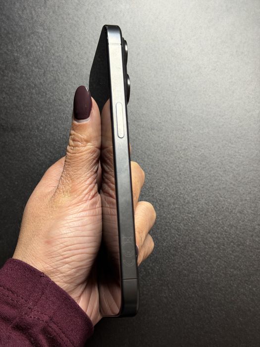 Vendo iPhone 15 Pro - 128GB