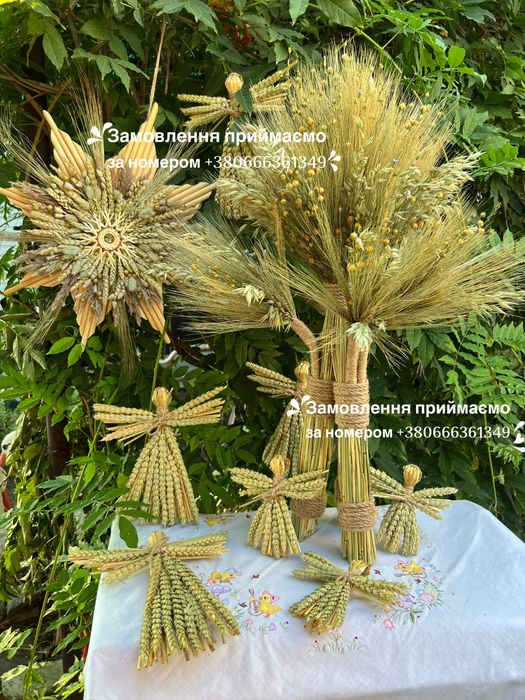 Різдвяна зірка, дідух, сноп, віночок, янголи із соломи