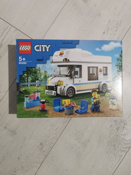LEGO CITY 60283 kamper samochód Kempingowy