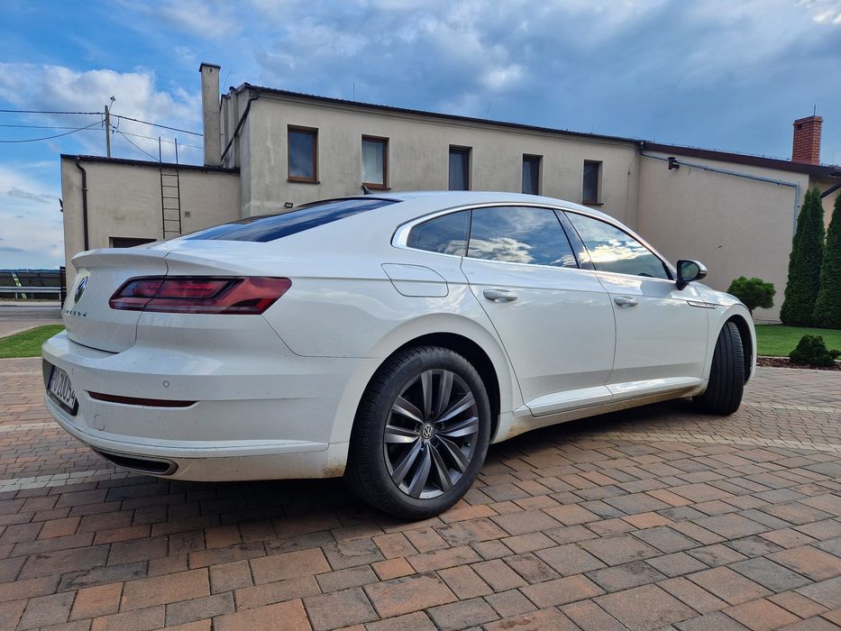 Arteon 2.0 TSI mały przebieg Polski salon.