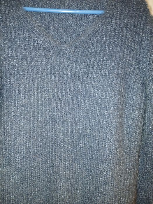 Sweter  z dekoldem V, moher,M -ka,(g)