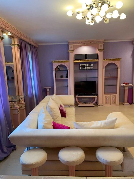 Продам большую 3комн на Чернышевского 1а Центр Нагорка Гагарина