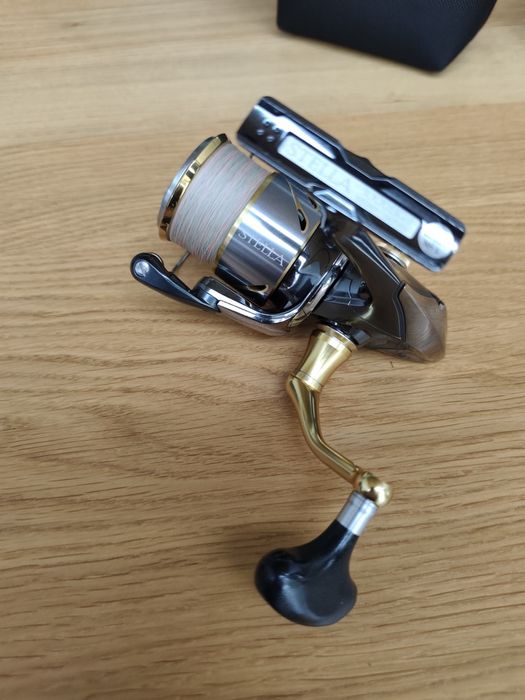 Kołowrotek Shimano Stella 3000HG