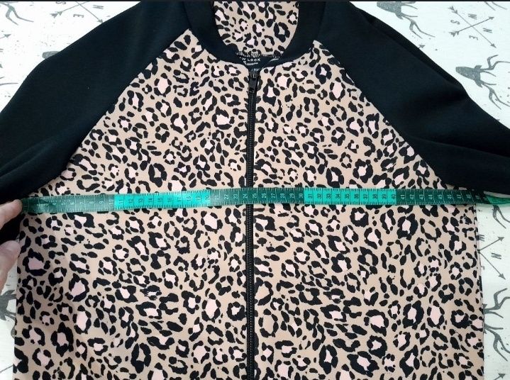 Бомбер кофта на змійці New Look 12-13 років