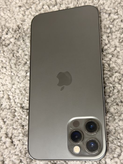 IPHONE 12 PRO completamente novo