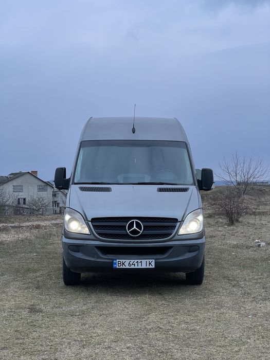 Вантажні перевезення. Вантажне таксі.