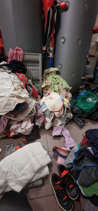 Odzież używana i zabawki dla dzieci. Mega zestaw