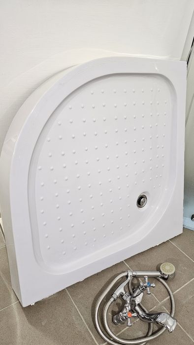 Поддон для душа 90×90 новий