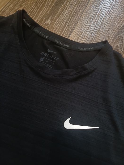 Футболка Nike runing p.M