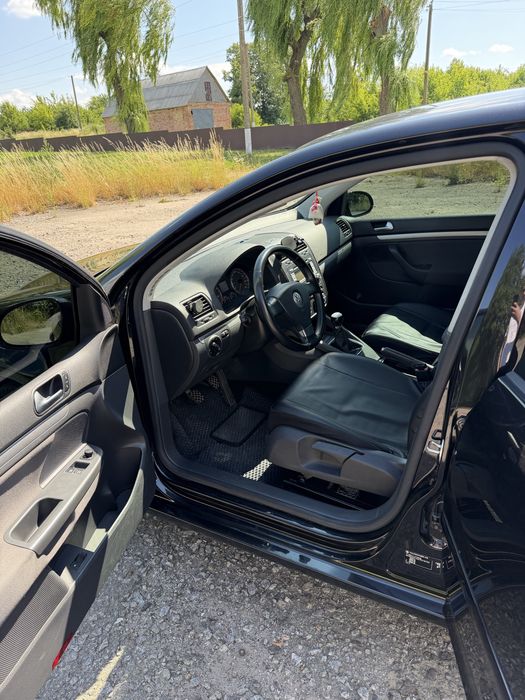 Продам Volkswagen Golf 5, 2006 рік, 1.6 MPI