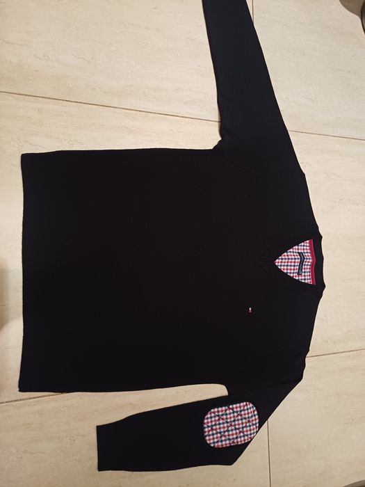 Sweter męski serek czarny XXL.