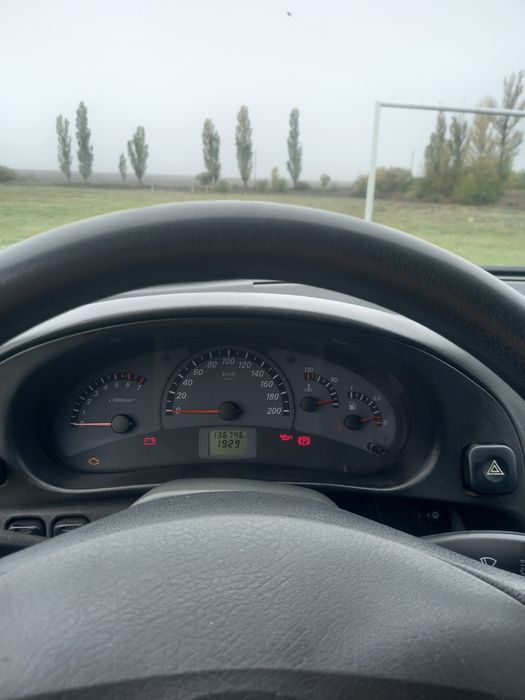 Продам ваз.2111 інжектор 1.6 
2009рік 
Ціна 2100