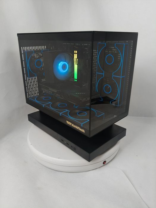 Komputer Gamingowy Ryzen 9 9900X3D,RTX 5070,64 GB 6000 RGB,SSD,Win 11