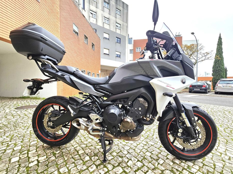 Yamaha MT09 Tracer com 29.400 kms de Novembro de 2019 Impecável