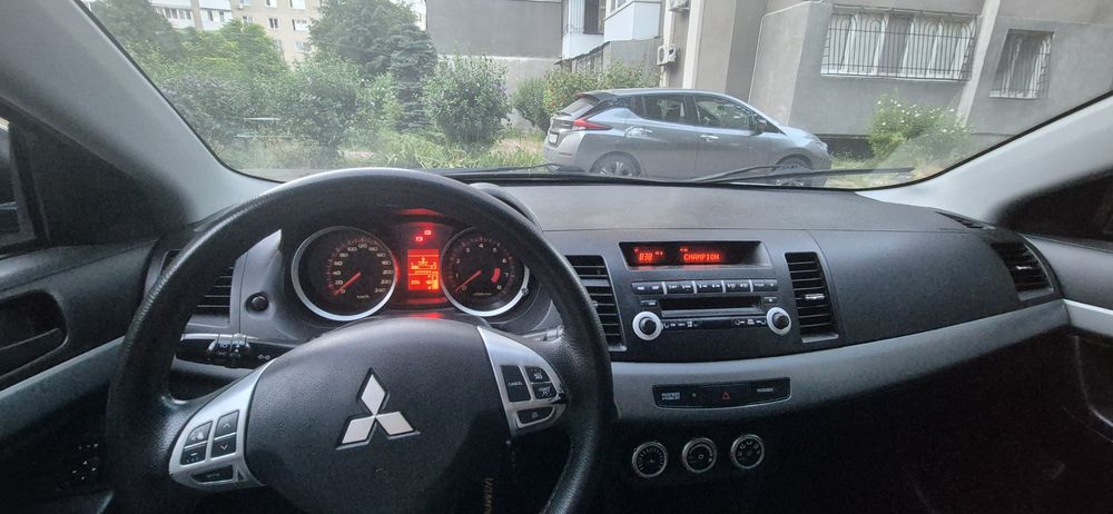 Mitsubishi Lancer 10