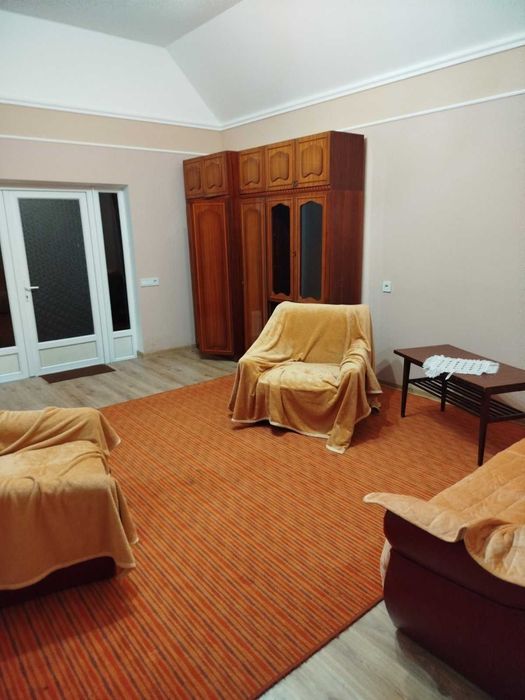 Оренда особняк в районі вул.Рильського