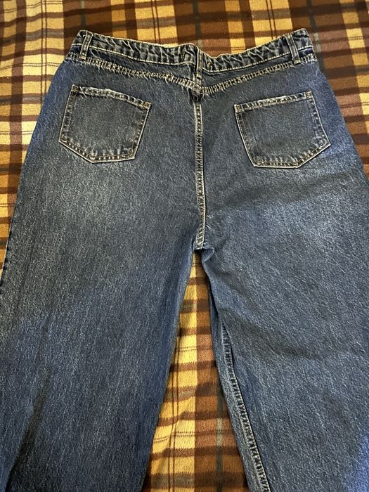 Темно-сині джинси