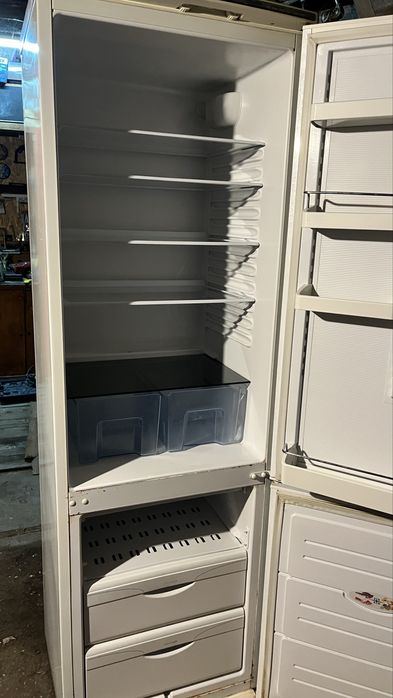 Холодильник АТЛАНТ двокамерний двокомпрессорний