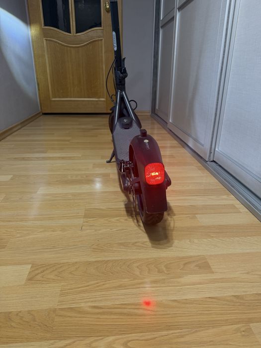 Електросамокат Segway Ninebot F25E