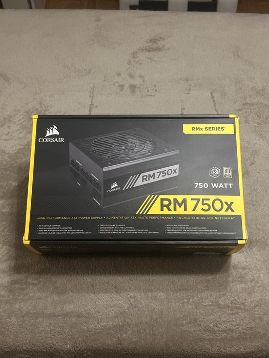 Corsair RM750x  - Fonte de Alimentação (80 plus gold)