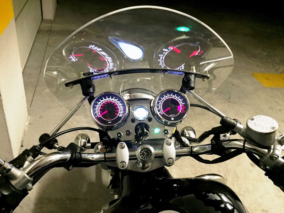 hyosung Aquila 250