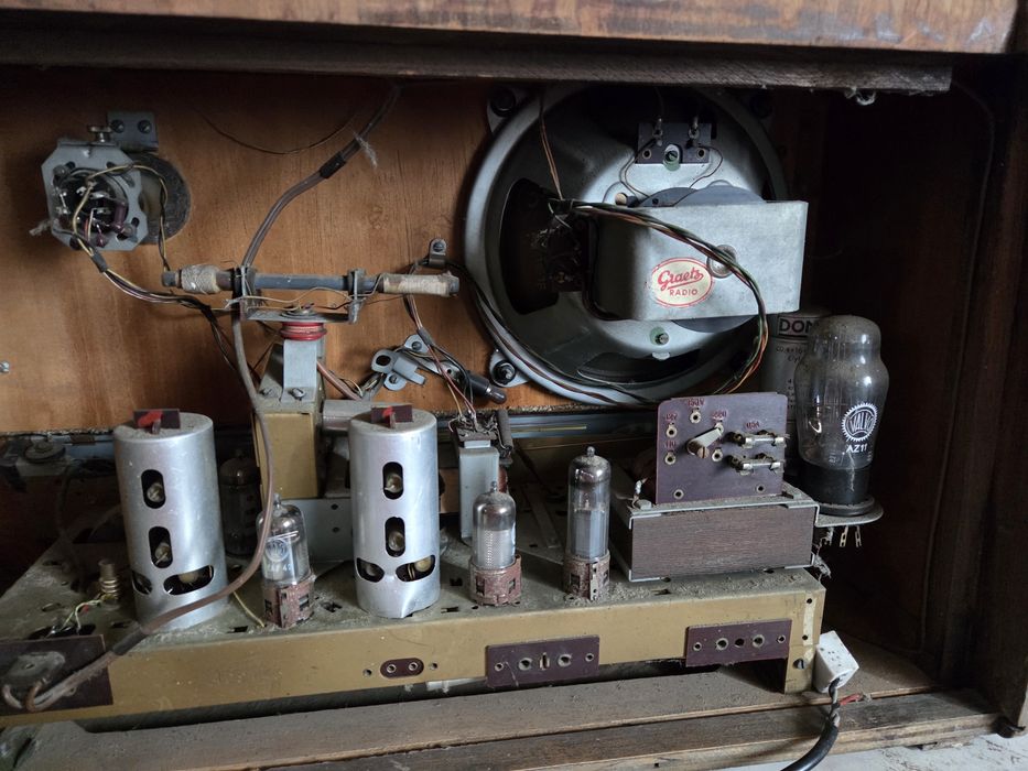 Stare radio lampowe Graets Super 164W