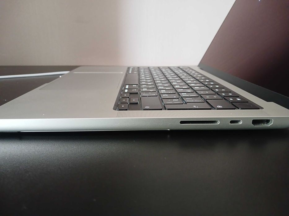 MacBook Pro 14 M3 Pro • ОФІЦІЙНИЙ (UA) • Чек Цитрус • 63 цикли