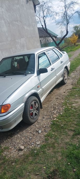 Продам машину ваз 2115