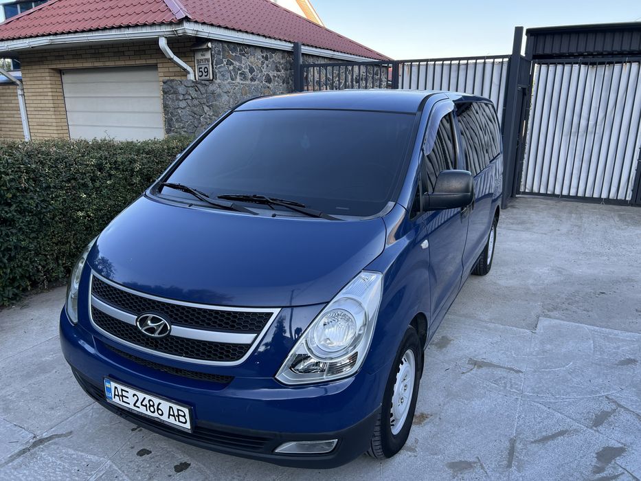 Hyundai H-1 2008 VIN KMFWBH7JP8U057140 фото оголошення 2 з 24