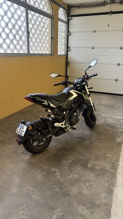 Benelli 125 Tnt