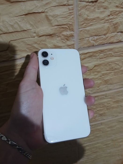 iPhone 11 -64 Gb