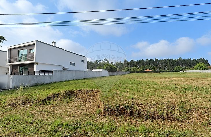 Terreno c/projeto aprovado em Ílhavo