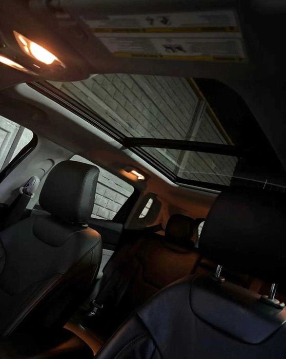 Продам jeep cherokee 2023