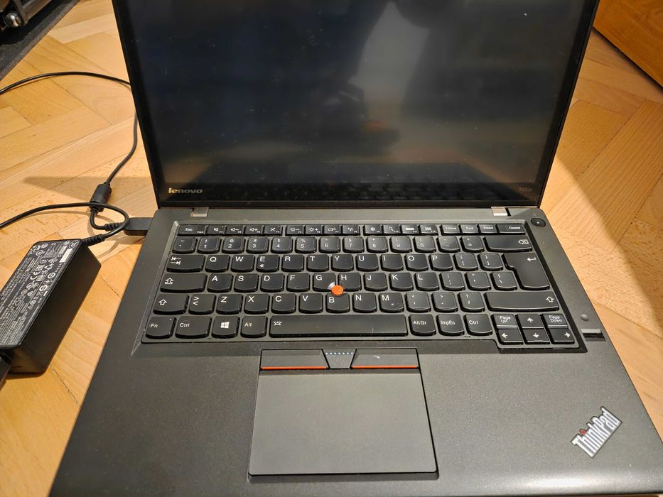 Laptop Lenovo ThinkPad T450s i5-5300U 8Gb RAM 240Gb SSD Win11 Pro