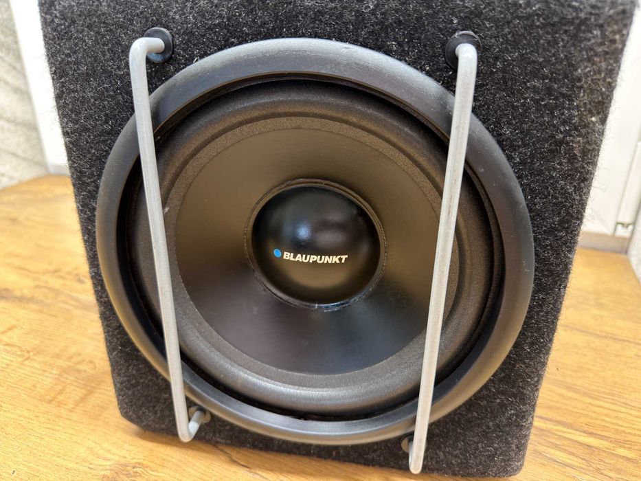 skrzynia basowa,subwoofer aktywny Blaupunkt EMB 800A