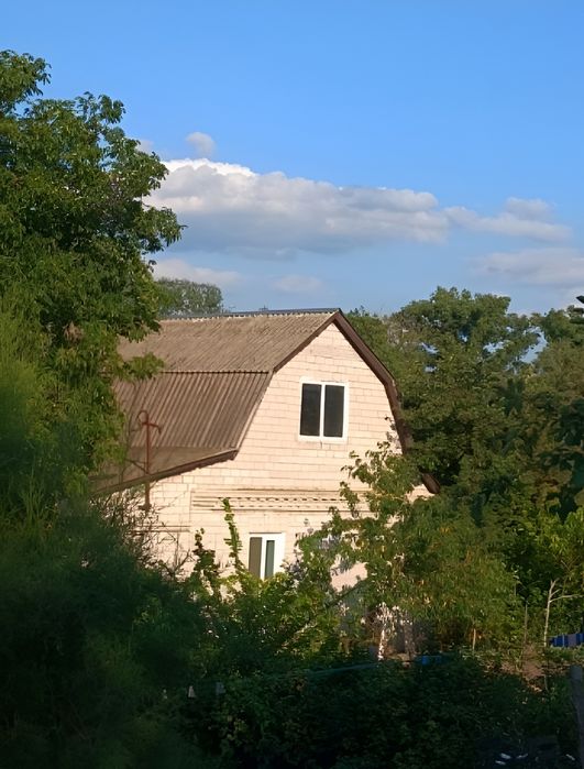 Здається   будинок  в Переяслав-Хм (р-нЛагері-ПТУ,прямо  біля річки та лісу) від ВЛАСНИКА Бажано- ДО 3 ОСІБ  !