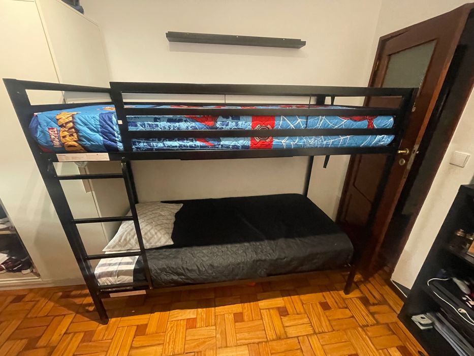 Beliche em metal preto