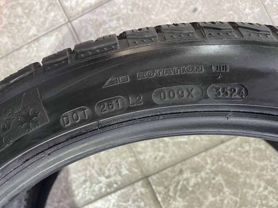 Шина 225/40 R20 Michelin б/у зима 8мм ( боковой ремонт) U1