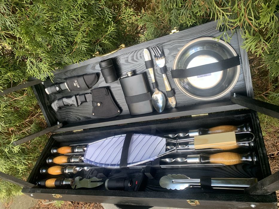 Подарочные Шампура в кейсе-столике для барбекю гриля мужу куму брату