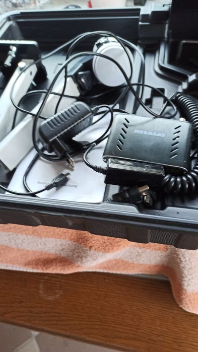 Antena satelitarna plus dekoder prawie .